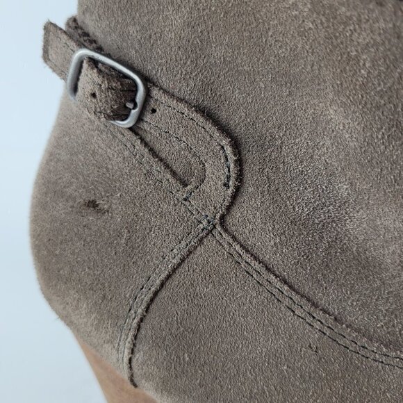 Splendid Taupe Gray Suede Buckle Strap Ankle Heeled Boot C205/3078 - Picture 12 of 12